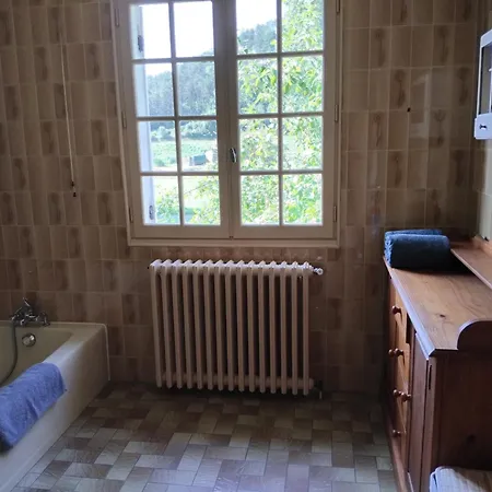 Maison Au Bord D'un Cours D'eau Casa vacanze Castels